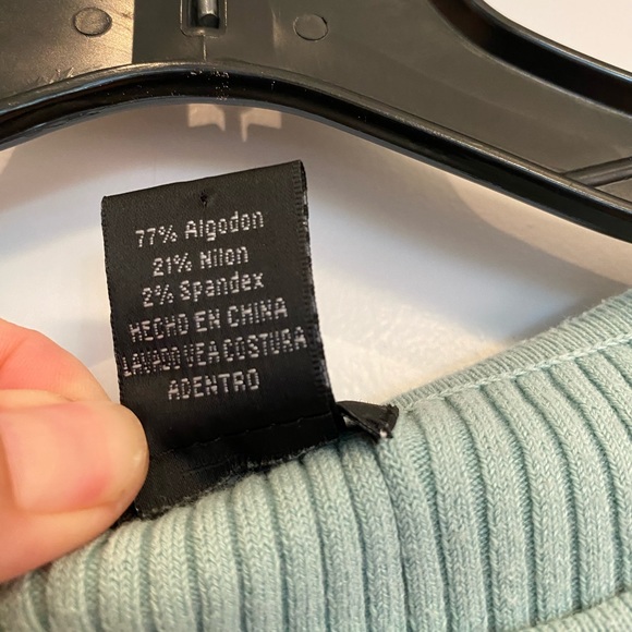 Short Sleeved Ribbed Sweater - Picture 5 of 5